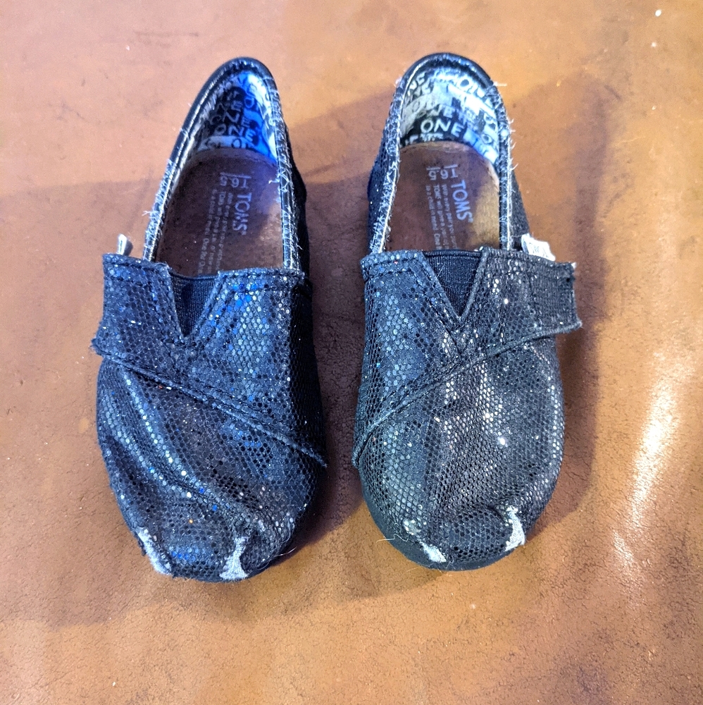 *Reposh* Black Sparkle Toms